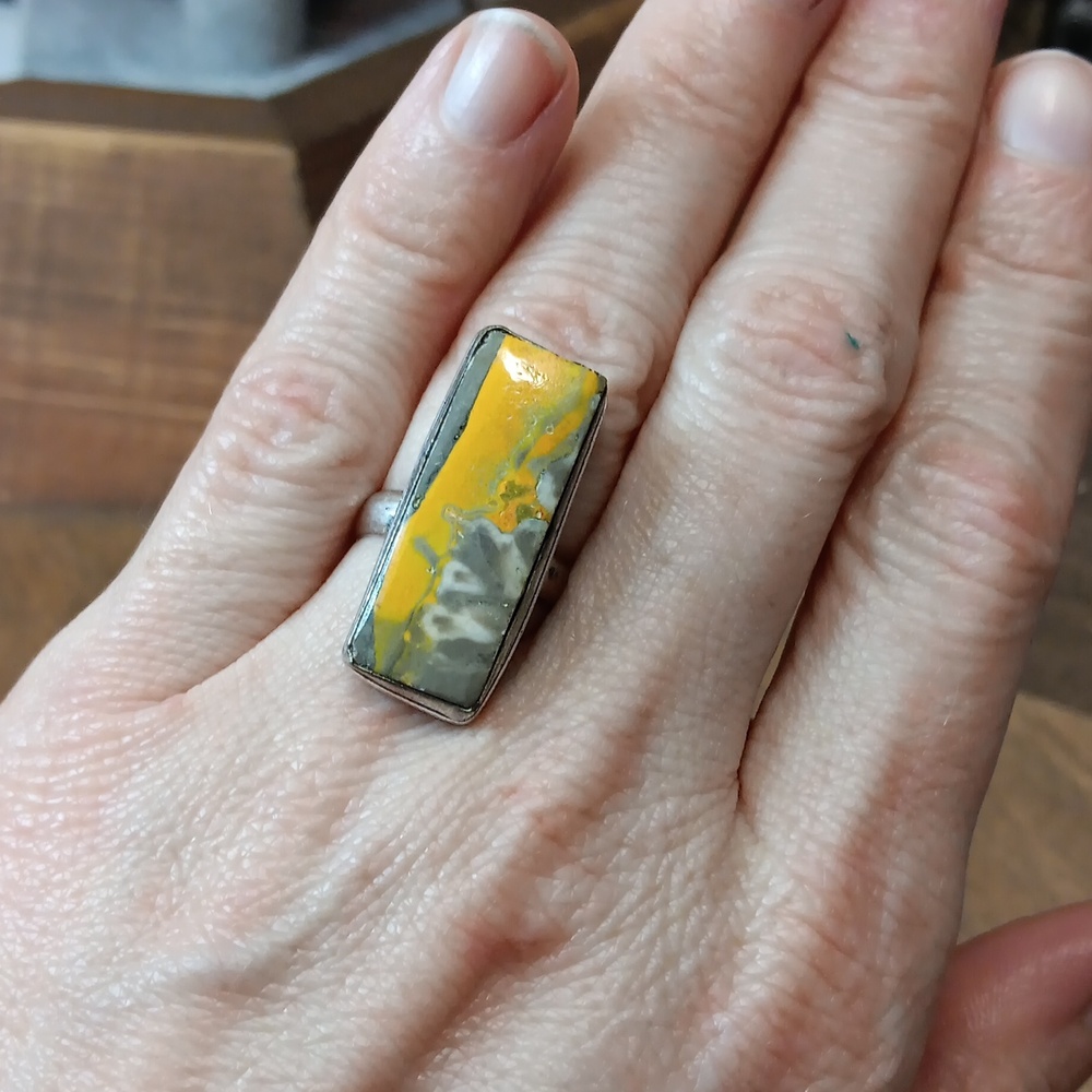 Silver And Yellow Rectangular Stone Ring - image 3